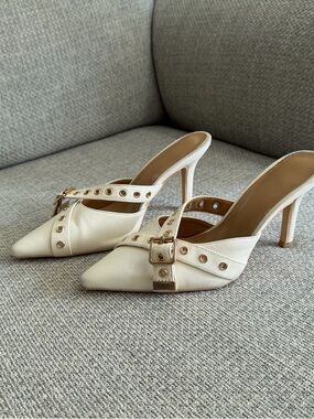Cream Pointed-Toe Buckle Mule Heels